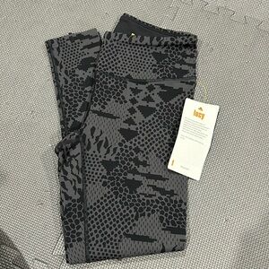 Lucy step up legging